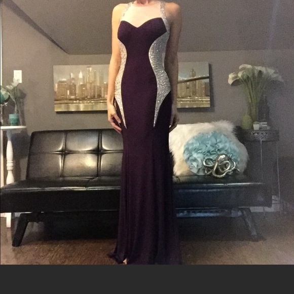 Prom dress - Picture 4 of 5
